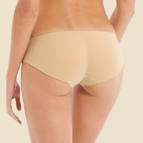 Push-up panties with padding