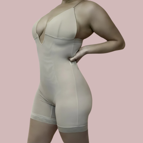 Body grande taille spécial mariage Nido vue de profil