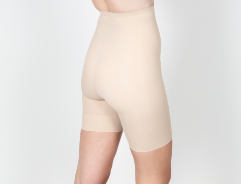 421 short gainant New york chair taille haute invisible gilsa paris porté dos